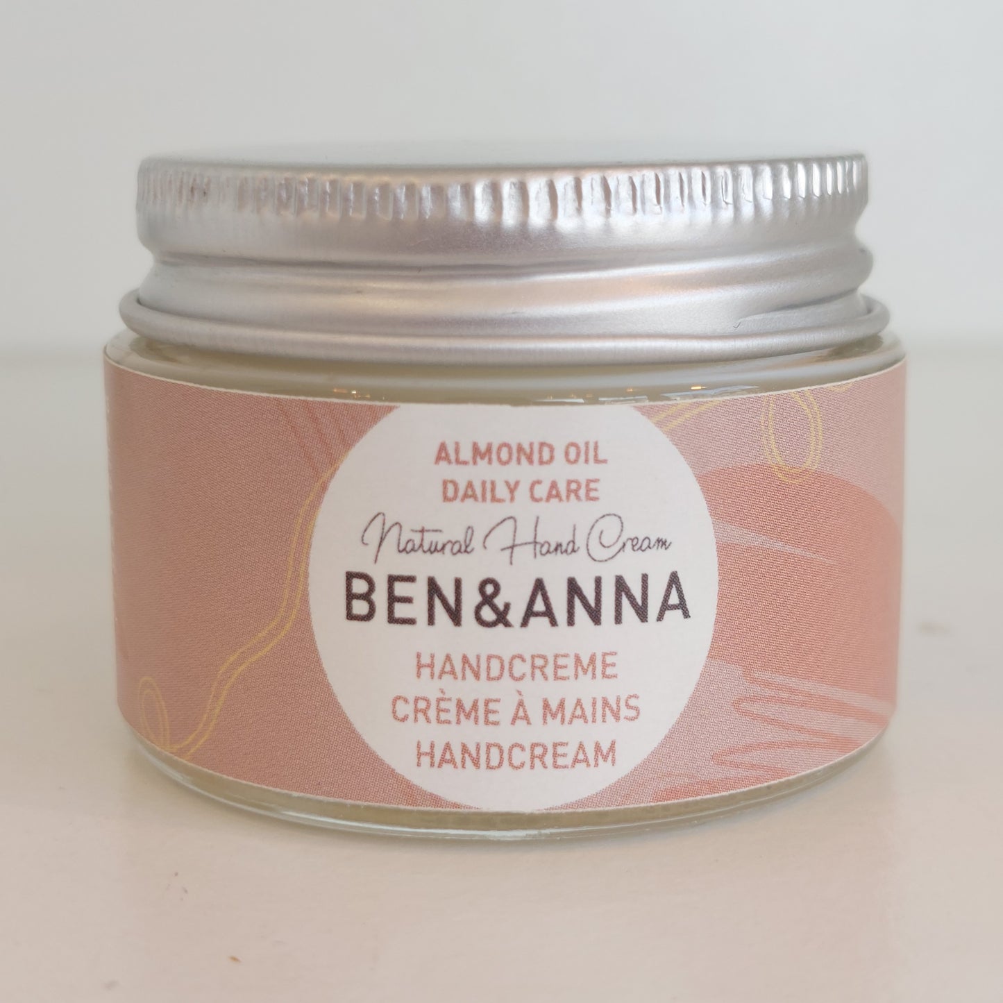 Daily care hand cream with almond oil / 30ml