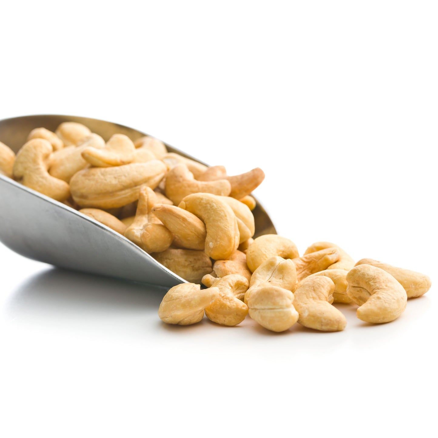 Cashew nuts (whole) /100g