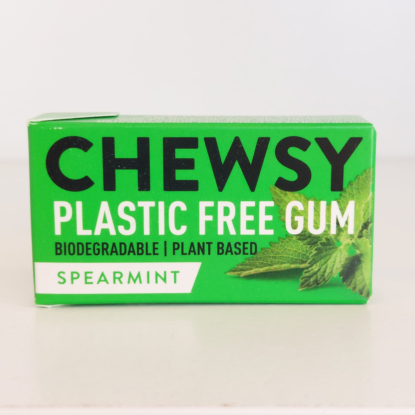 Plastic-free chewing gum