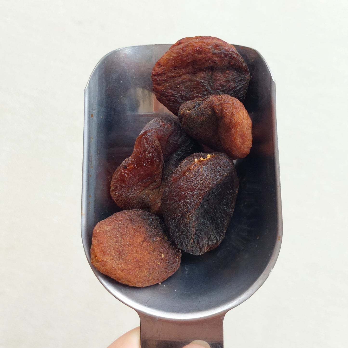 Unsulphured dried apricots /100g